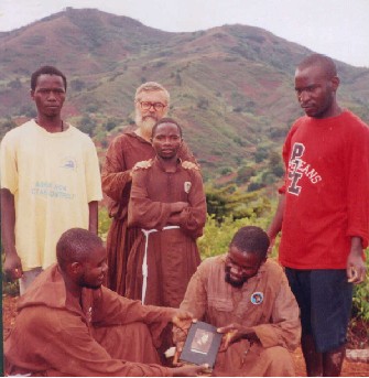 Ndugu Wadogo wa Kapelekesi (Mbeya) - Piccoli Fratelli a Kapelekesi (Mbeya) - Little Brothers at Kapelekesi (Mbeya)